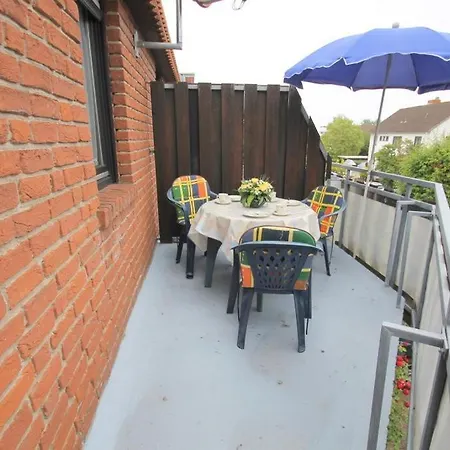 5081 - Luett Hus Monika * Dahme